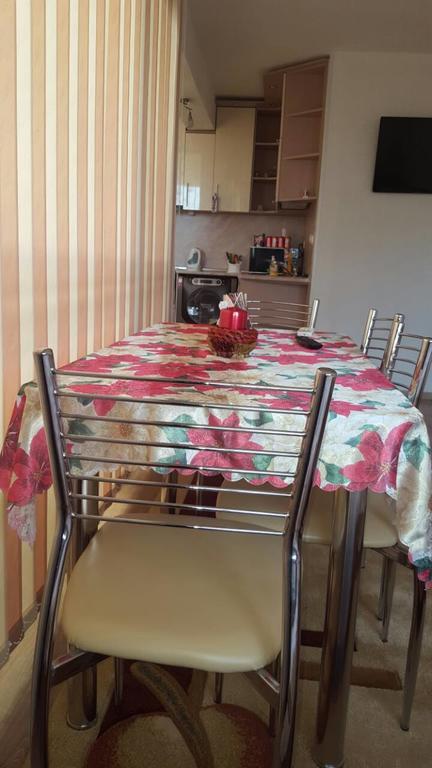 Д И В 1 - D & V 1 Apartment Sandanski Esterno foto