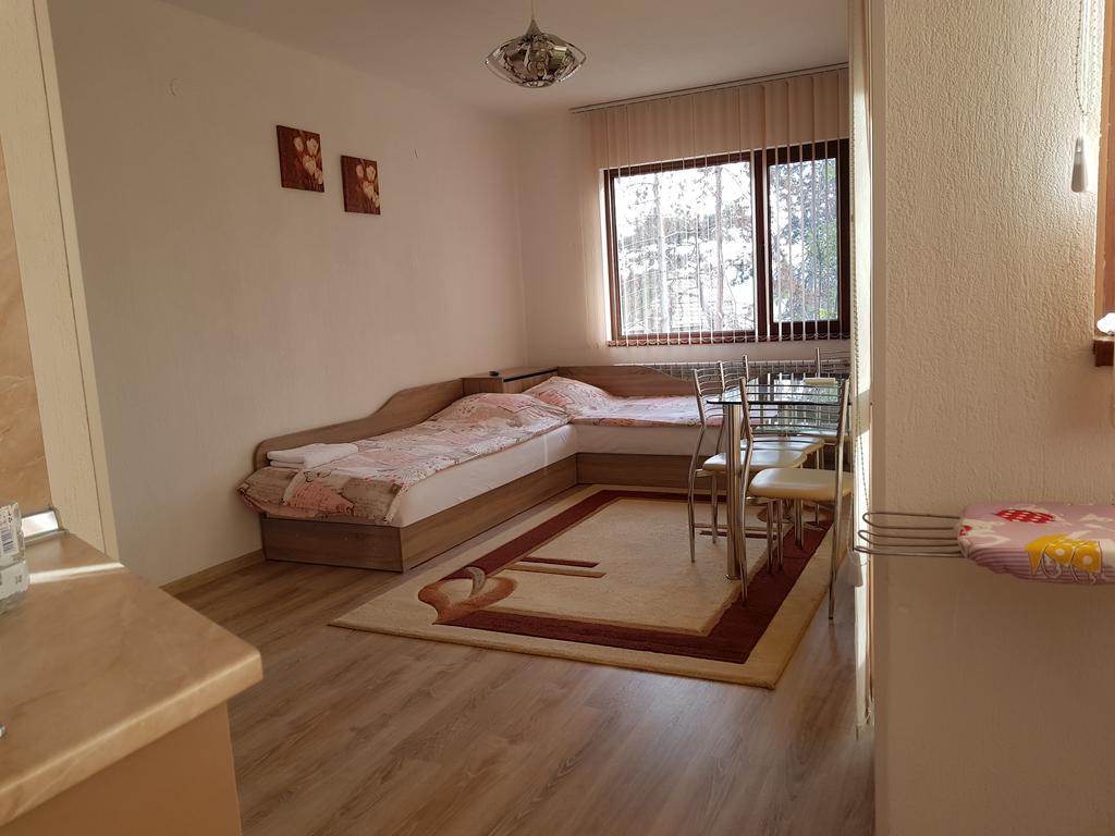 Д И В 1 - D & V 1 Apartment Sandanski Esterno foto